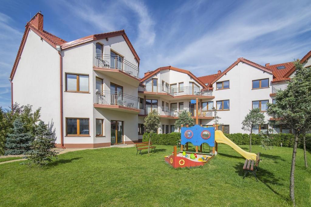 Zloty Piasek Apartment Darlowo Exterior photo